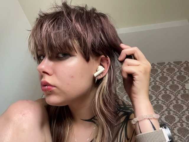FaithMaffitt live cam on BongaCams