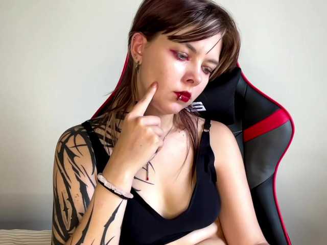 FaithMaffitt live cam on BongaCams