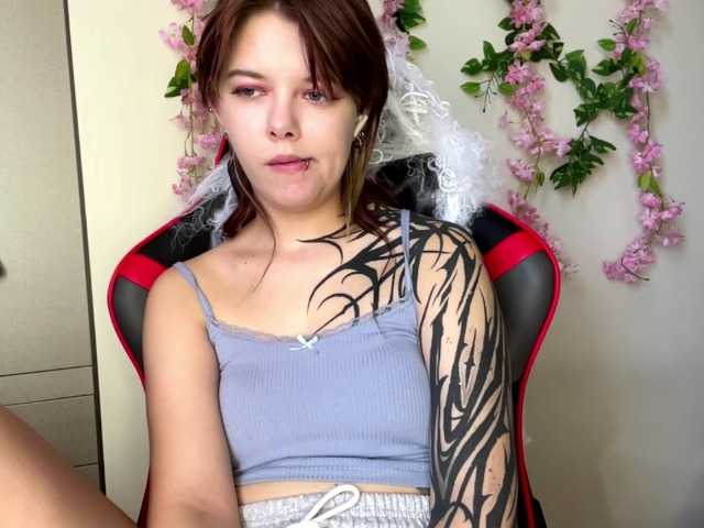 FaithMaffitt live cam on BongaCams