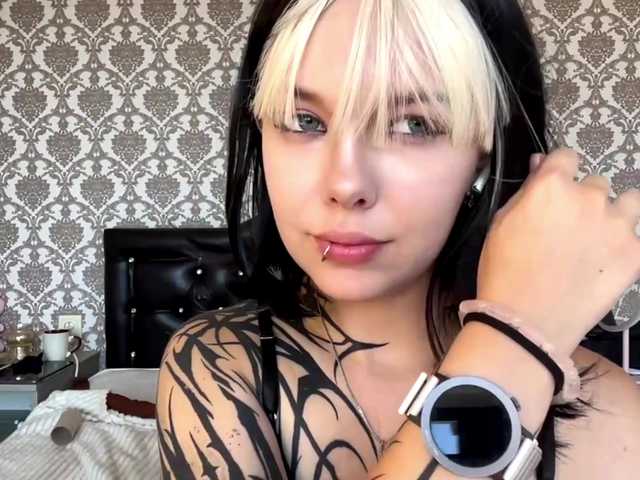 FaithMaffitt live cam on BongaCams