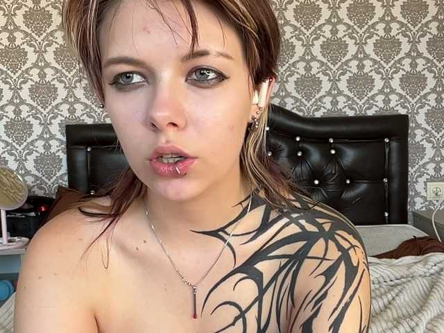 FaithMaffitt live cam on BongaCams