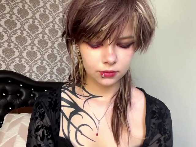 FaithMaffitt live cam on BongaCams