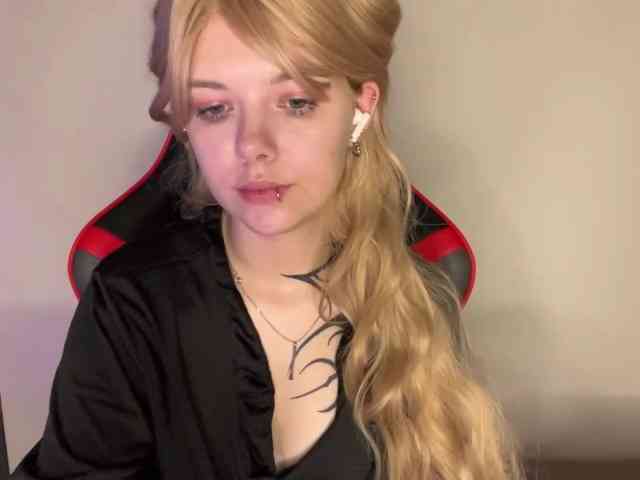 FaithMaffitt webcam
