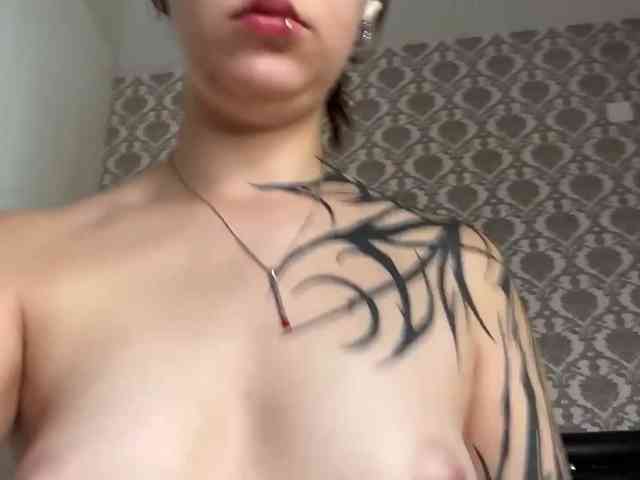 FaithMaffitt webcam