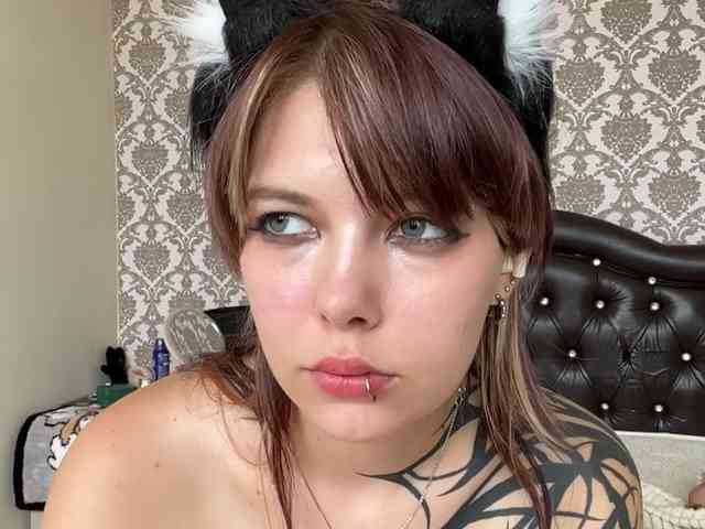 FaithMaffitt webcam
