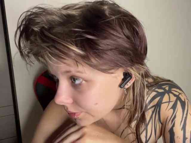 FaithMaffitt webcam