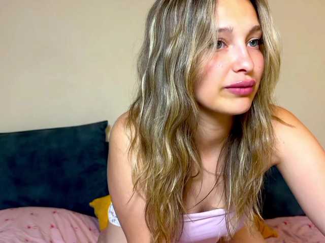 cute-honey live cam on BongaCams