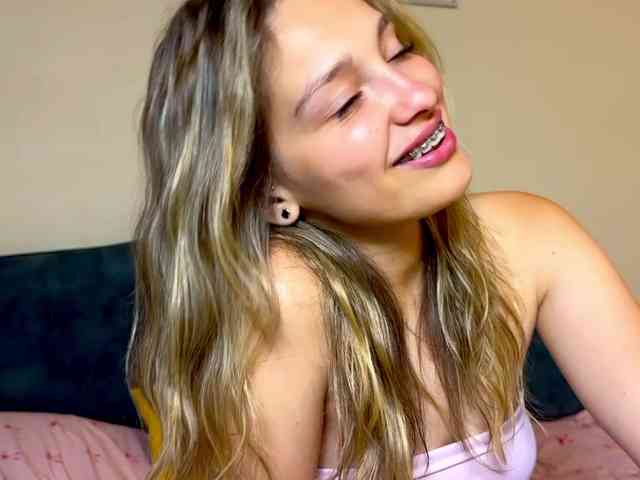 cute-honey webcam