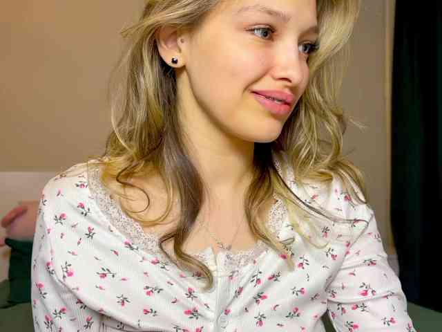 cute-honey webcam