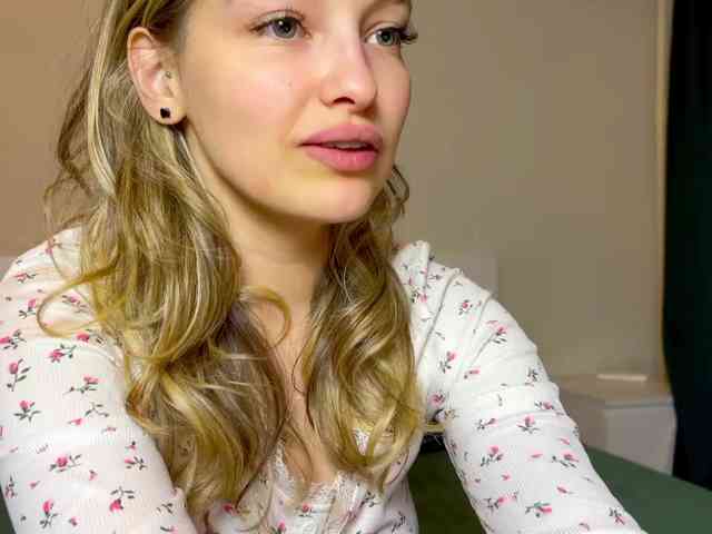 cute-honey webcam