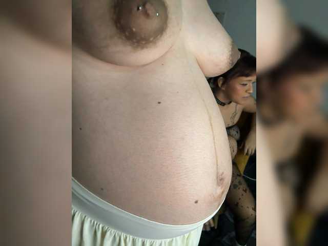 DirtyLadys69 live cam on BongaCams