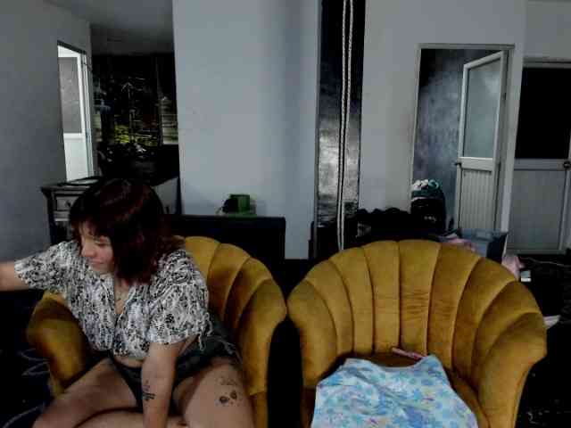 DirtyLadys69 webcam