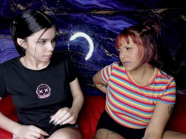 DirtyLadys69 webcam