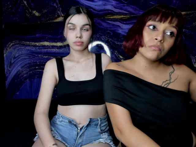 DirtyLadys69 webcam