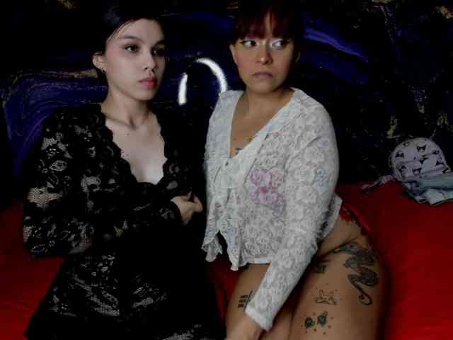 DirtyLadys69 webcam