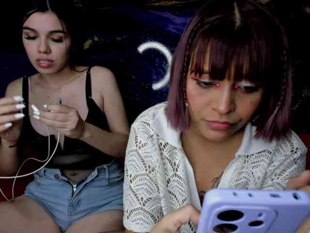 DirtyLadys69 webcam
