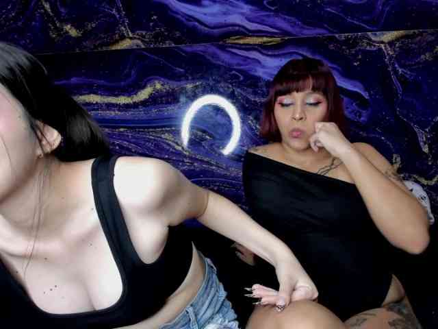 DirtyLadys69 webcam