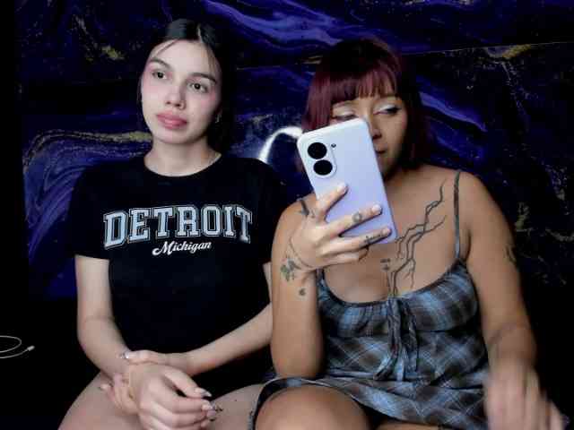 DirtyLadys69 webcam