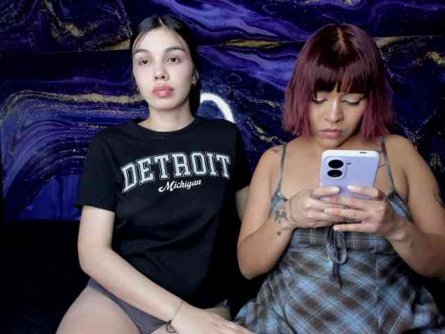 DirtyLadys69 webcam