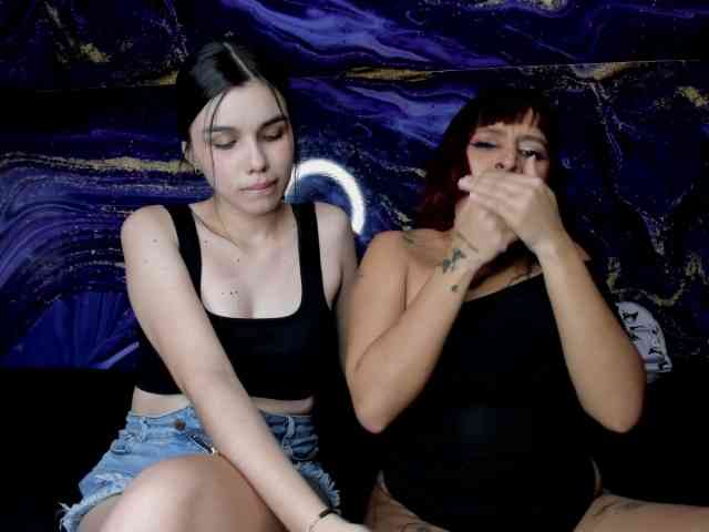 DirtyLadys69 webcam