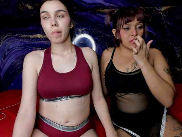 DirtyLadys69 webcam