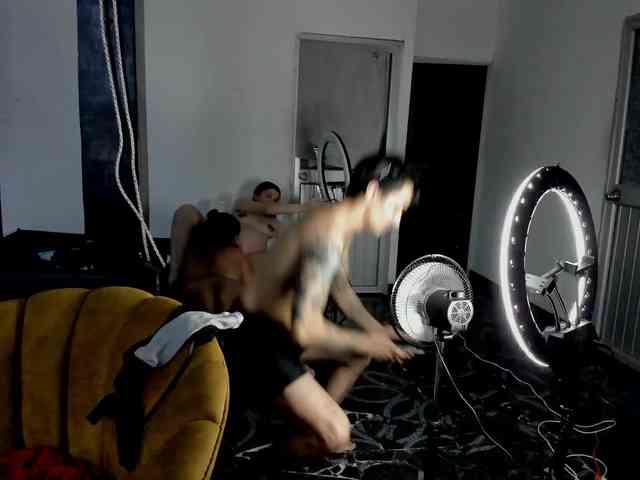 DirtyLadys69 webcam