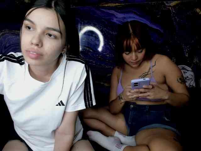 DirtyLadys69 webcam