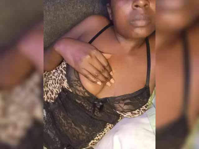 TabithaLizzie webcam