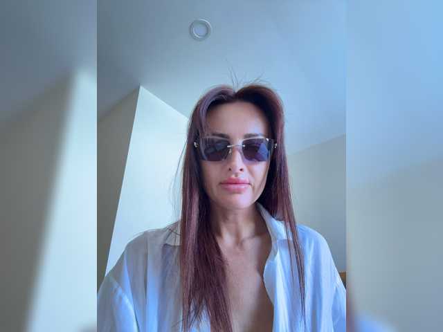 MollyLoveX live cam on BongaCams