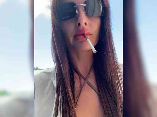 AlisaLoveX webcam