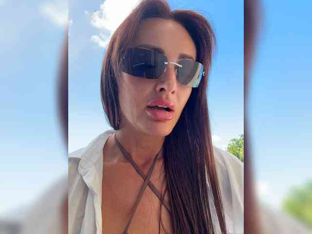 AlisaLoveX webcam