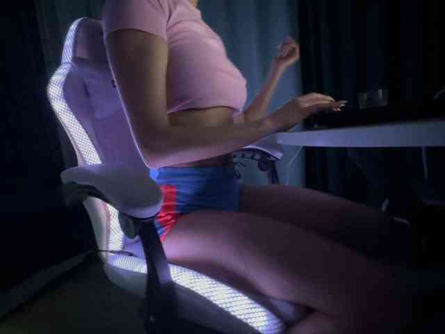 AlisaLoveX webcam