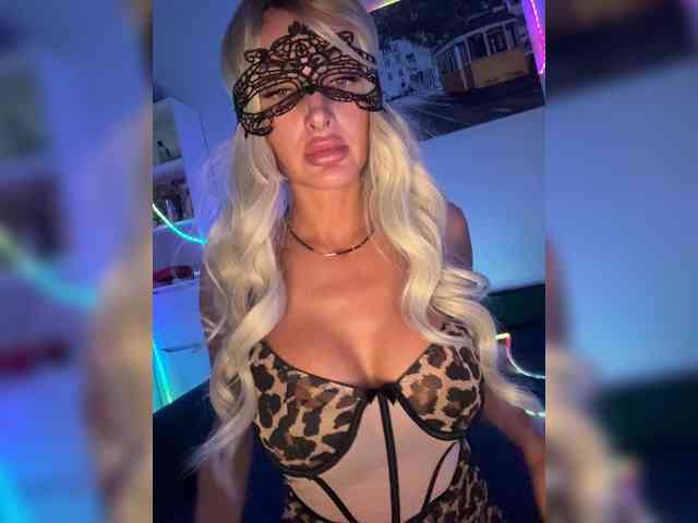 AlisaLoveX