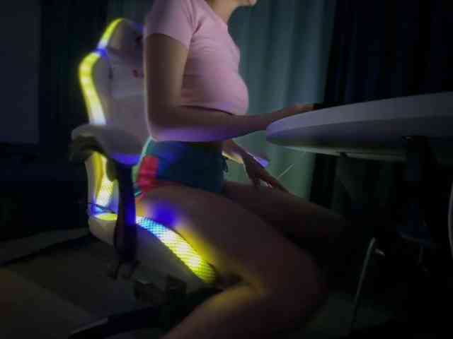 AlisaLoveX webcam