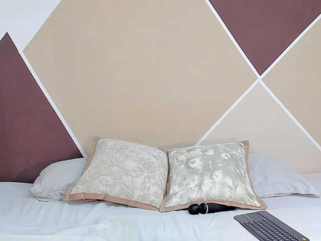 AnaBustamante live cam on BongaCams