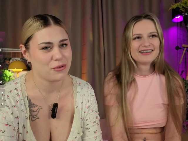 Mari8mira's BongaCams show and profile