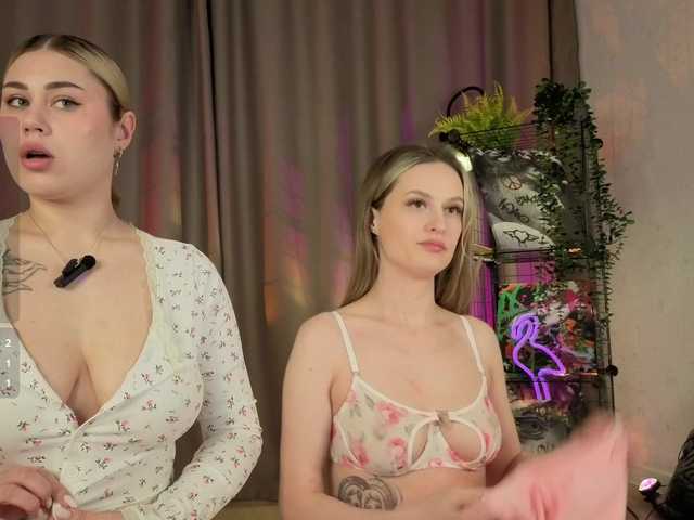 Mari8mira's BongaCams show and profile