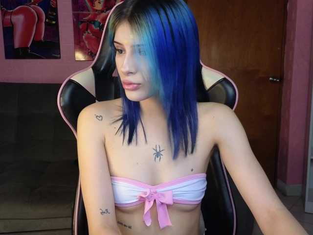 ElyCandyCurse live cam on BongaCams