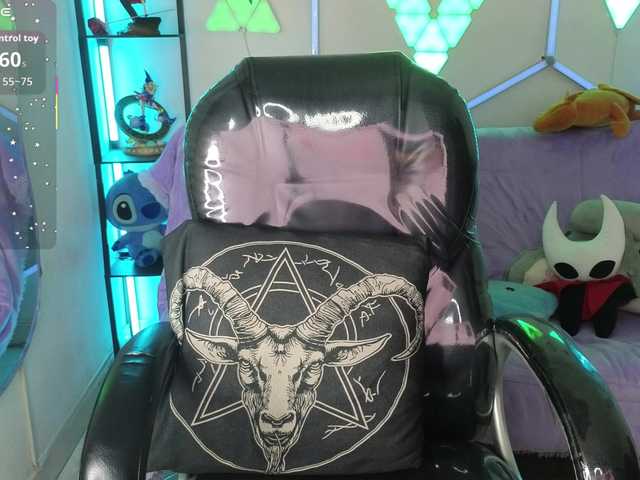 ElyCandyCurse live cam on BongaCams