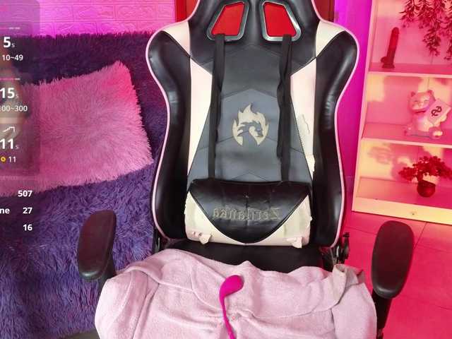 ElyCandyCurse live cam on BongaCams