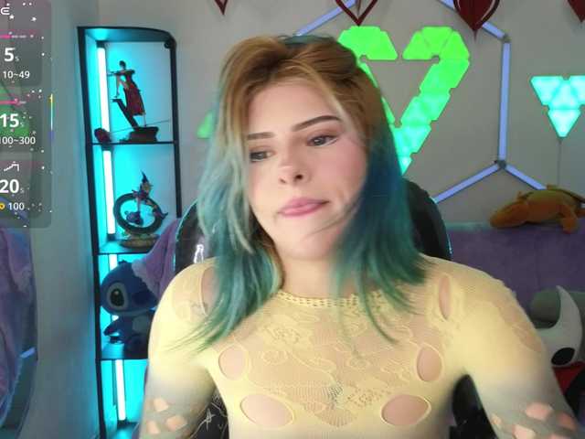 ElyCandyCurse live cam on BongaCams