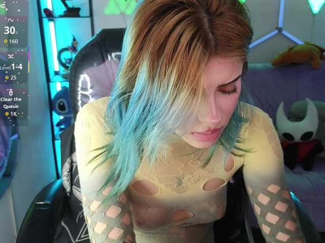 ElyCandyCurse live cam on BongaCams