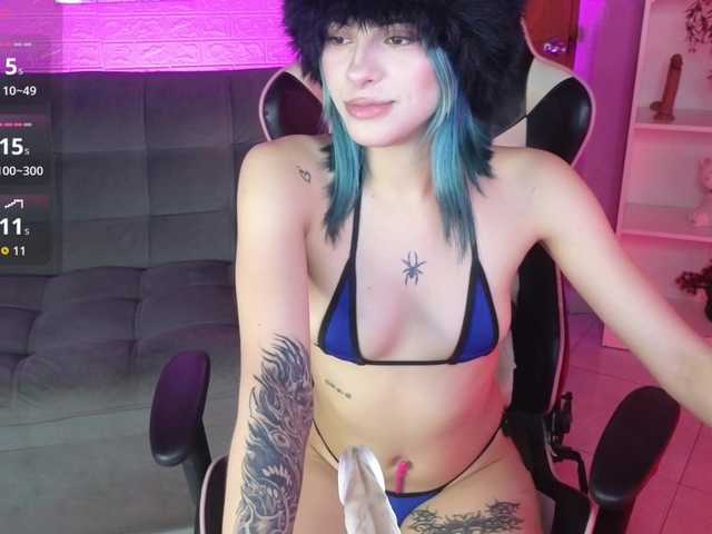 ElyCandyCurse live cam on BongaCams