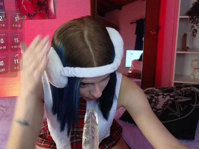 ElyCandyCurse live cam on BongaCams