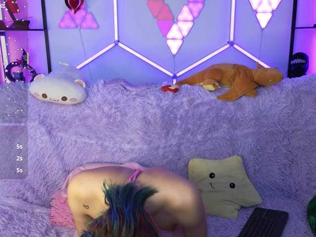 ElyCandyCurse live cam on BongaCams