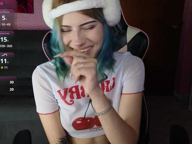 ElyCandyCurse live cam on BongaCams