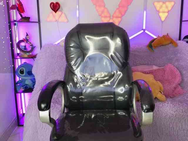 ElyCandyCurse webcam