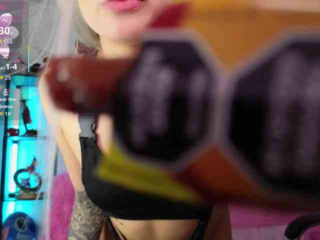 ElyCandyCurse webcam