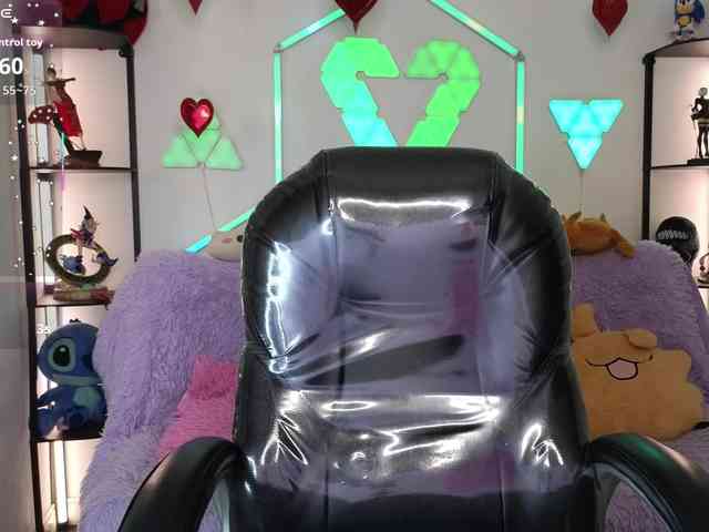ElyCandyCurse webcam