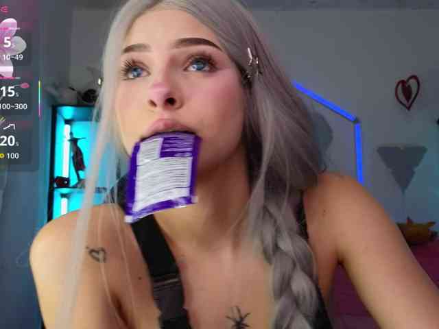 ElyCandyCurse webcam